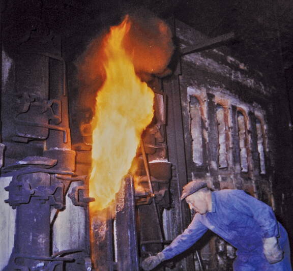 Zoom: Gasproduktion 1966, vor der Einführung von Propangas. 


