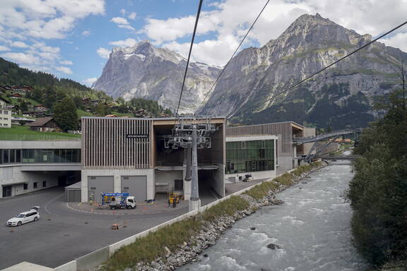 Talstation der Männlichenbahn im Terminal Grindelwald Grund
