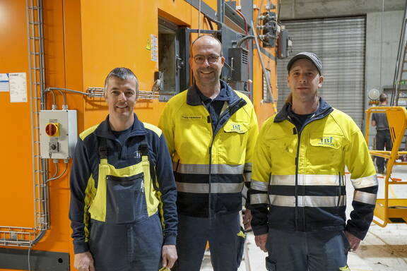 vlnr: Andreas Brunner, Frank Kantlehner und Martin Wyss sorgen für den reibungslosen Betrieb des Fernheizwerks