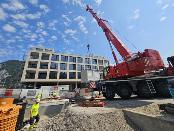 Neue Trafostation zur Erschliessung des Neubaus beim Westbahnhof